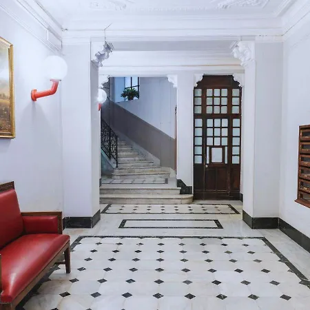 La Superba - Parcheggio Gratis Nel Cuore Di Genova Exterior foto